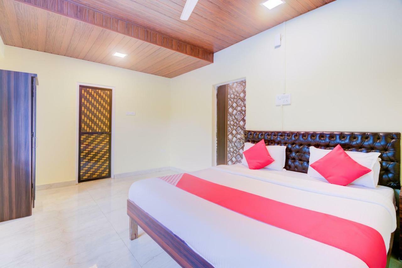 Oyo 41894 Vaishnavi Residency Hotel