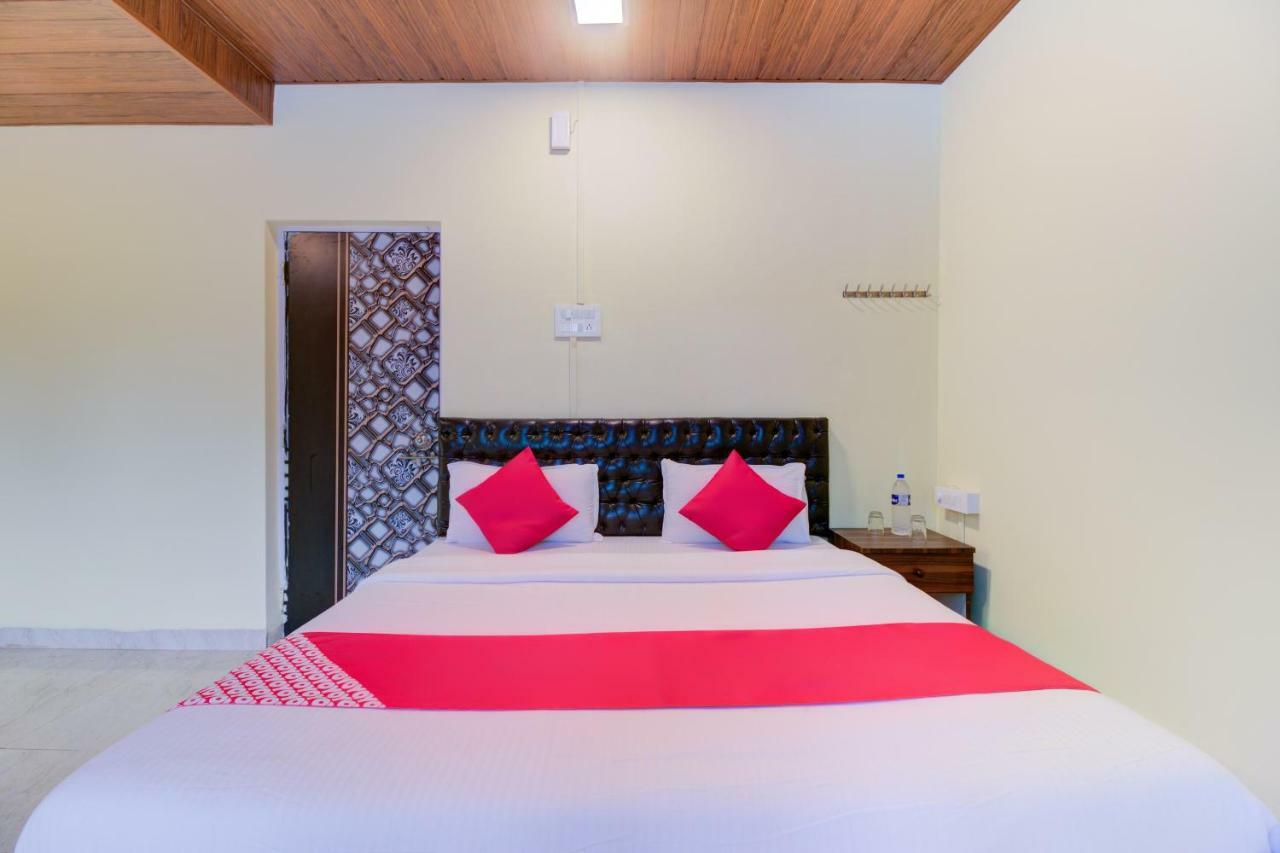 Oyo 41894 Vaishnavi Residency Hotel 3*
